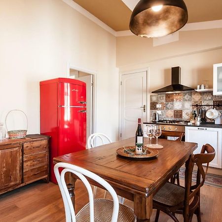 Affordable Suite With A View In The Heart Of Lucca Esterno foto